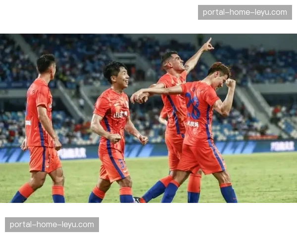 【2026年4月中超联赛·赛后·速报上海海港2-2战平成都蓉城，两队共尝试45次传中，仅创造5次绝佳机会